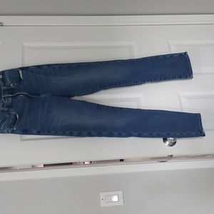 American Eagle ne(x)t level stretch size 6 skinny jeans